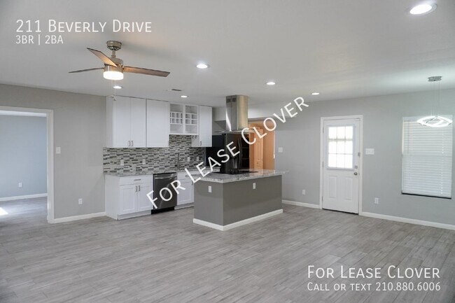 Photo - 211 Beverly Dr