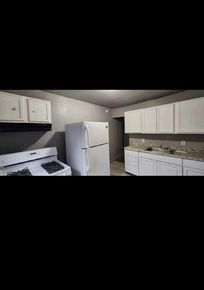 Photo - 709 Adriatic Ave