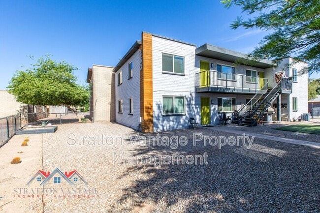Building Photo - 863 W Ray Rd Rental
