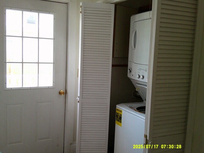 Photo - 507 Roberts St