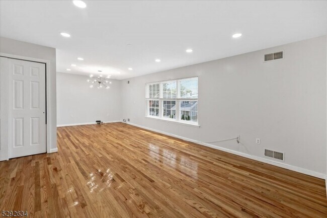 Photo - 281 Winans Ave