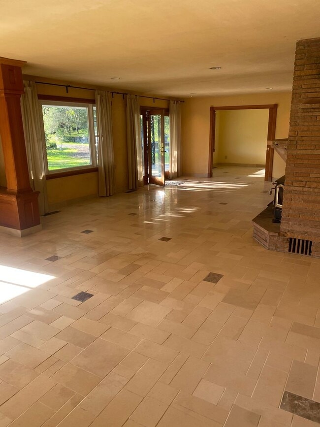 Photo - 2 bedroom , 3 bath Home on a Peaceful 25 acre parcel close to town