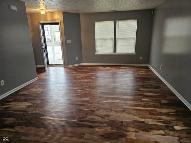 Photo - 9114 Robey Meadows Ln