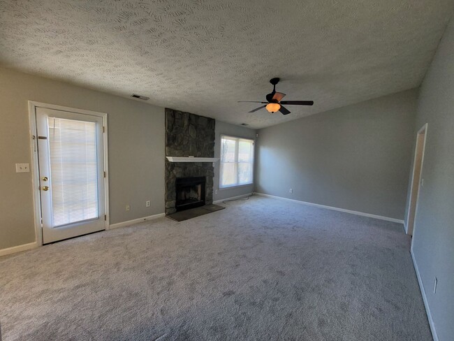 Photo - Newly Renovated 3 Bedroom, 2 Bath Ranch Home. Minutes from Shopping & Restaurants!