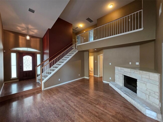 Photo - 2210 Wilma Rudolph Rd