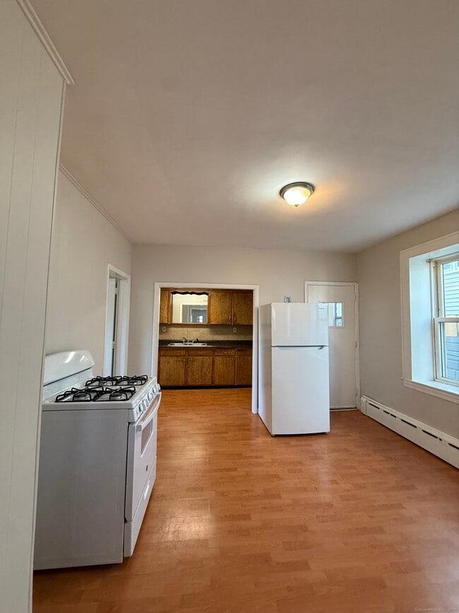 Photo - 404 Congress Ave