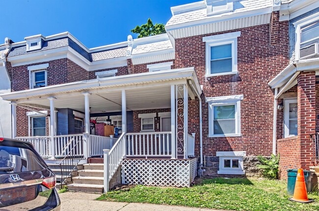 Building Photo - 3 bedroom, 1.5 bath, newly renovated home in Wilmington