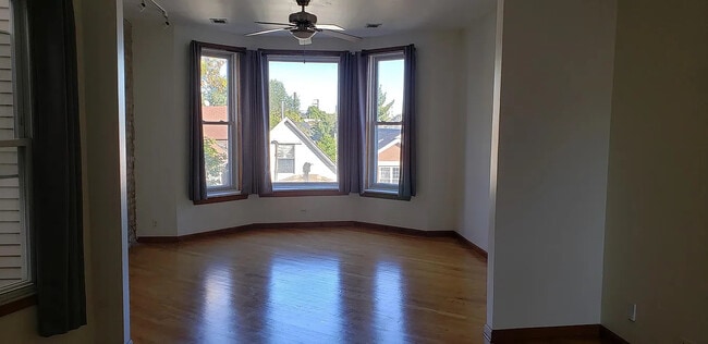Photo - 2114 N California Ave Unit 3