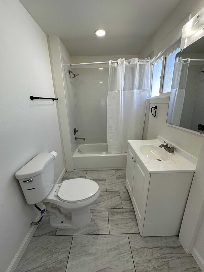 Photo - 3517 Lincoln Ave