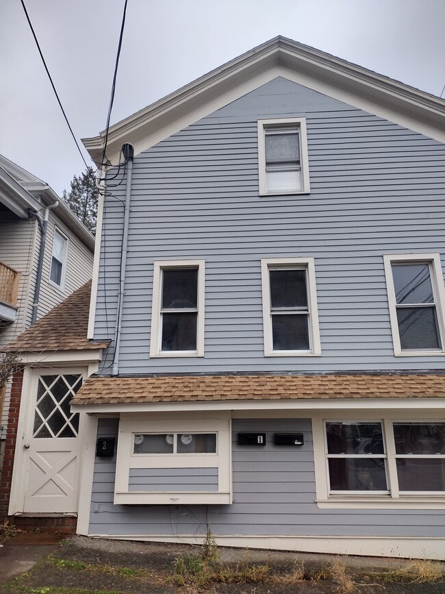 Building Photo - 560 Washington St Unit Apartment #2