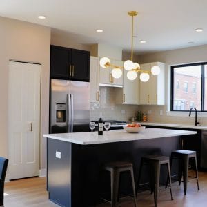 Photo - 336 S School St