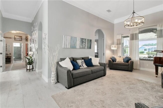 Photo - 231 Lakay Pl