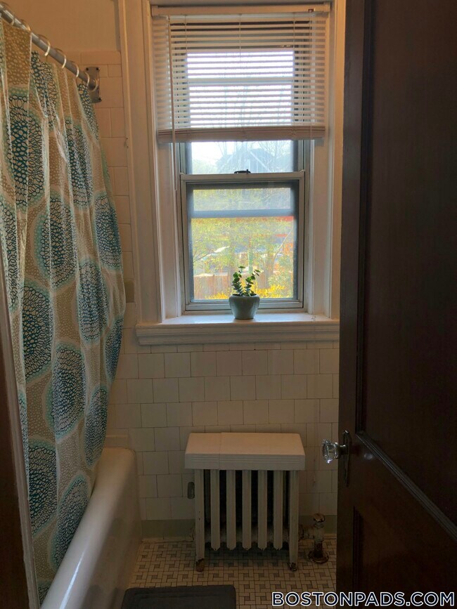 Photo - 14 Lakeville Rd Unidad 4