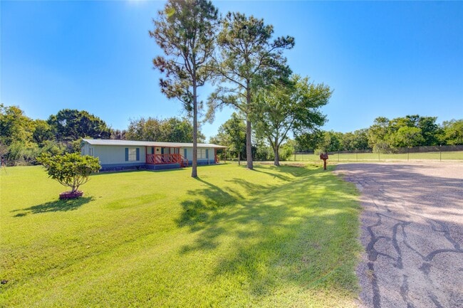 Photo - 16713 Ewing Ln