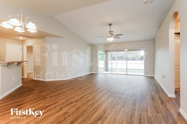 Photo - 322 NE 14th Terrace