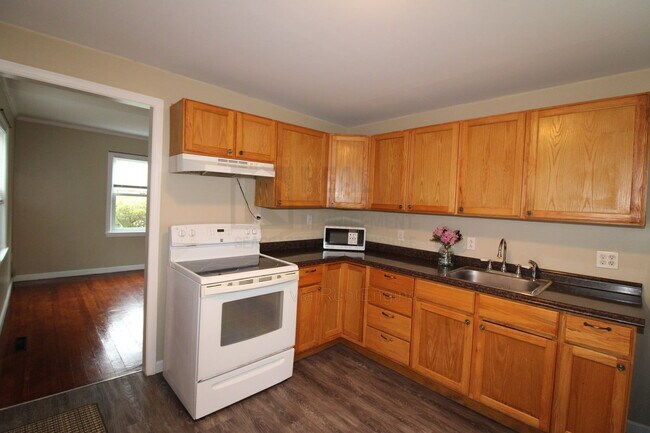 4 Bicknell St