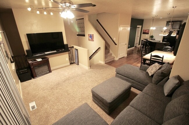 Photo - 3734 Prairiewood Drive