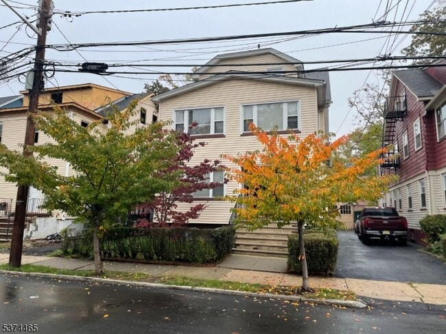 Building Photo - 74 Monticello Ave Rental