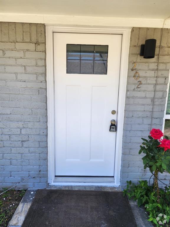 Building Photo - 2677 Gessner Rd Unit 202 Rental