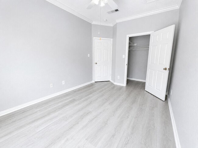 Photo - 9400 Bellaire Blvd Unit 205