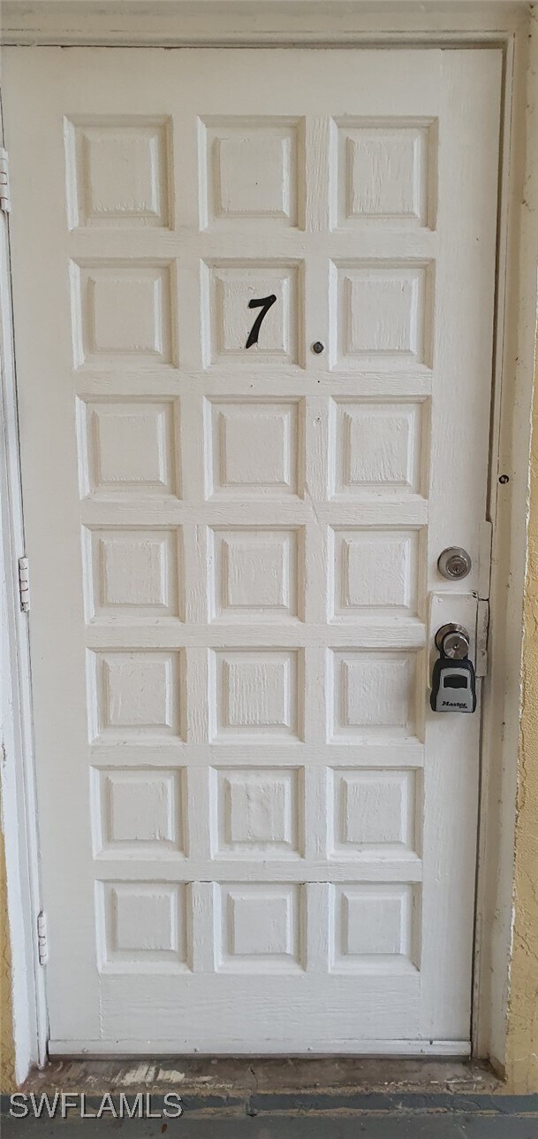 Photo - 2524 Congress St