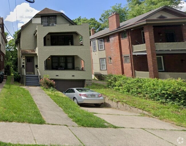 Building Photo - 403 Probasco St Rental