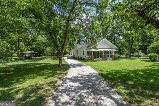 Photo - 5380 Guthrie Rd