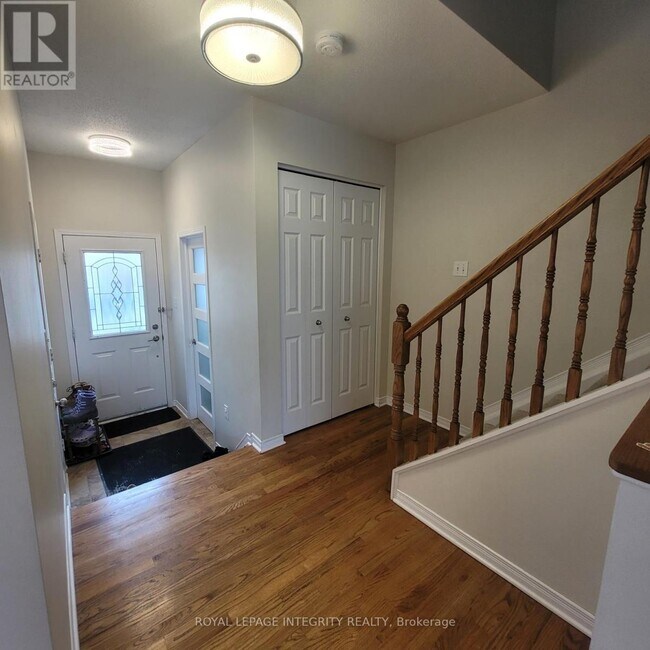 Photo - 238 Claridge Dr