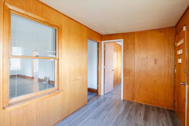 Photo - 902 Cole Ave