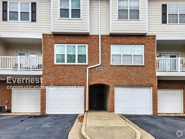 Building Photo - 207 Spring Heights Ln Rental