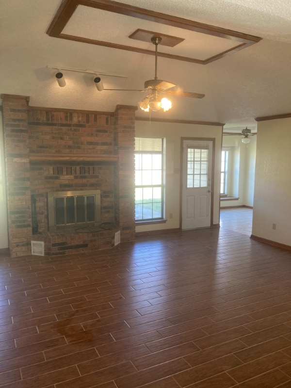 Photo - 2319 Whitney Dr