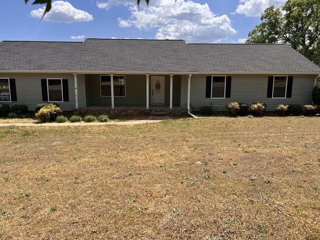 Building Photo - Great 3 Bedrooms 2 Bath Home in Cumming, GA!!! Available Now!