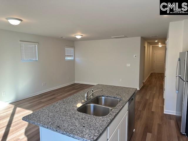 Photo - 520 Kingfisher Ct