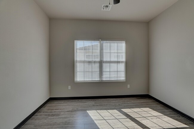 Photo - 24 Eleven Jackson