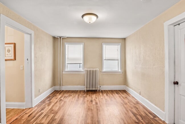 Photo - 126 N Franklin St