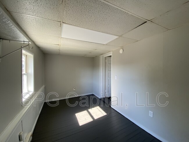 Photo - 62 W North St