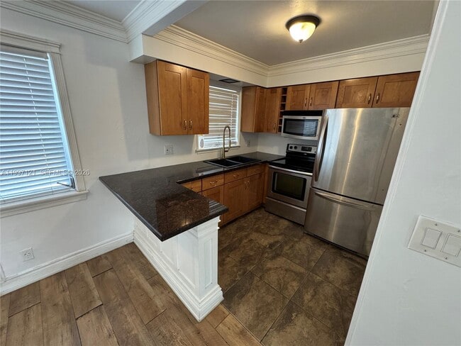 2000 Buchanan St Unit 3