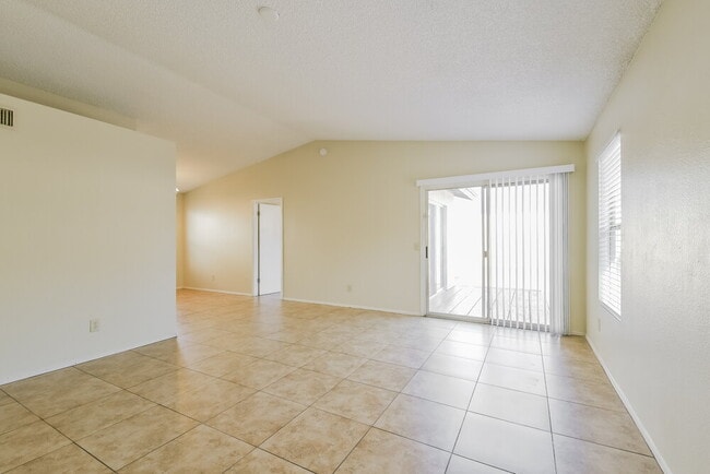 Photo - 4774 W Menadota Dr