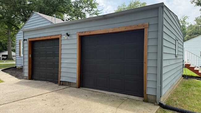 Photo - Cute! Renovated 2 Bedroom Home near Anderson Univ