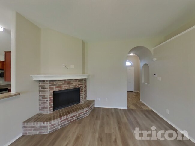 Photo - 4200 Agate Dr
