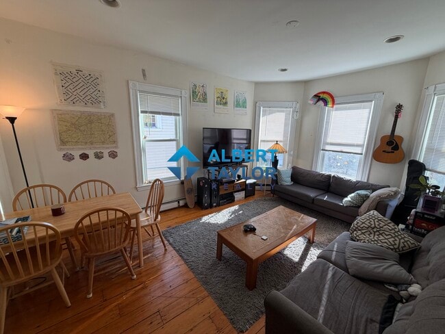 Photo - 70 Calumet St Unit 3