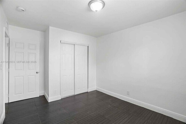 Photo - 37 SW 14th St Unit 19