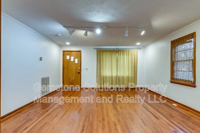 Photo - 3912A Burrus St