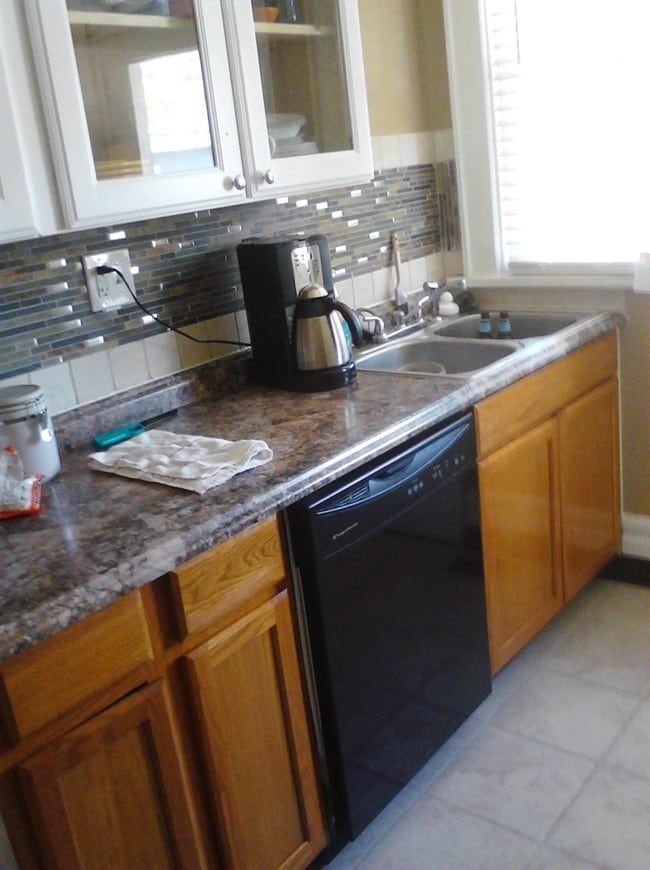 Photo - 2350 Summit St