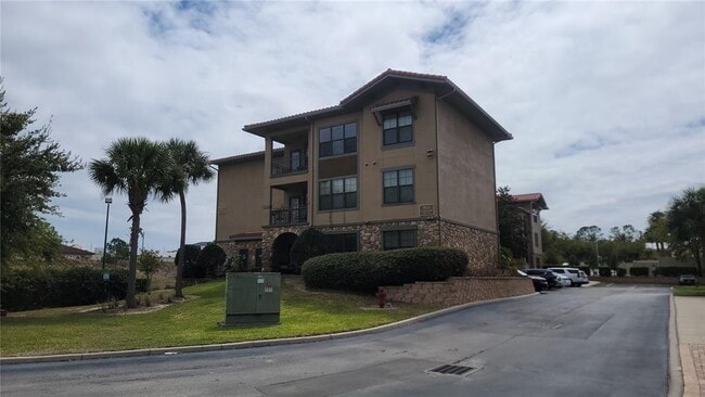 Photo - 914 Charo Pkwy Unit 123