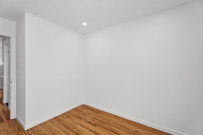Photo - 695 Summit Ave Unit 3A