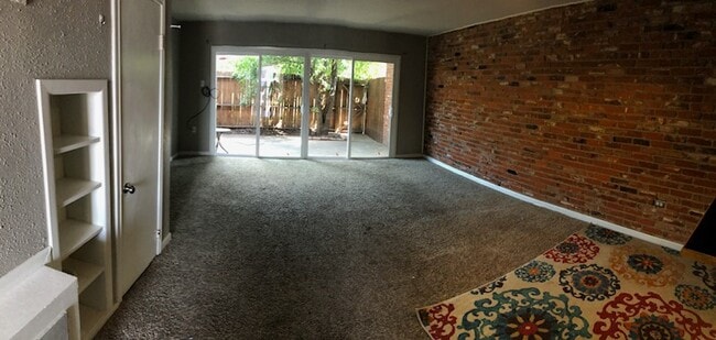 Photo - 3000 W Illinois Ave