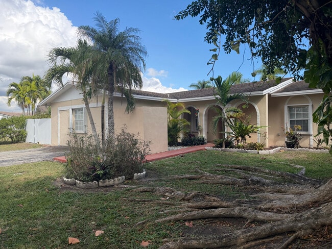 Photo - 8111 SW 129th Ave