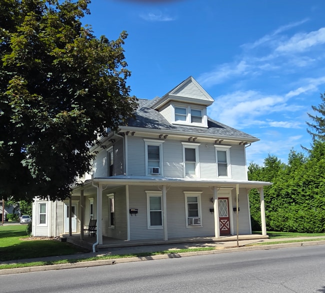 Photo - 214 E Pine St Apartment Unit 214