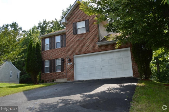 Building Photo - 4402 Birchtree Ln Rental